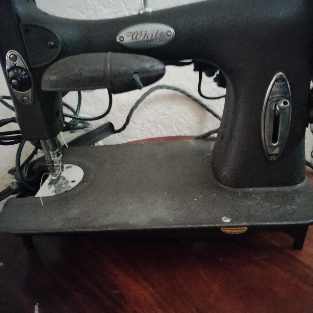 Vintage White Rotary sewing machine